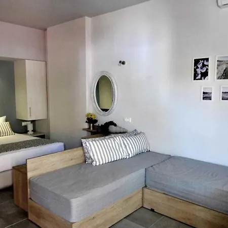 Armyra Πευκοχώρι