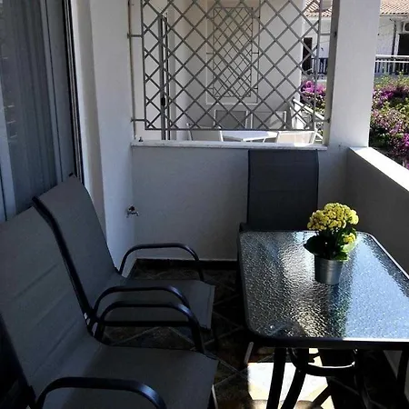 Armyra Apartman Pefkohóri